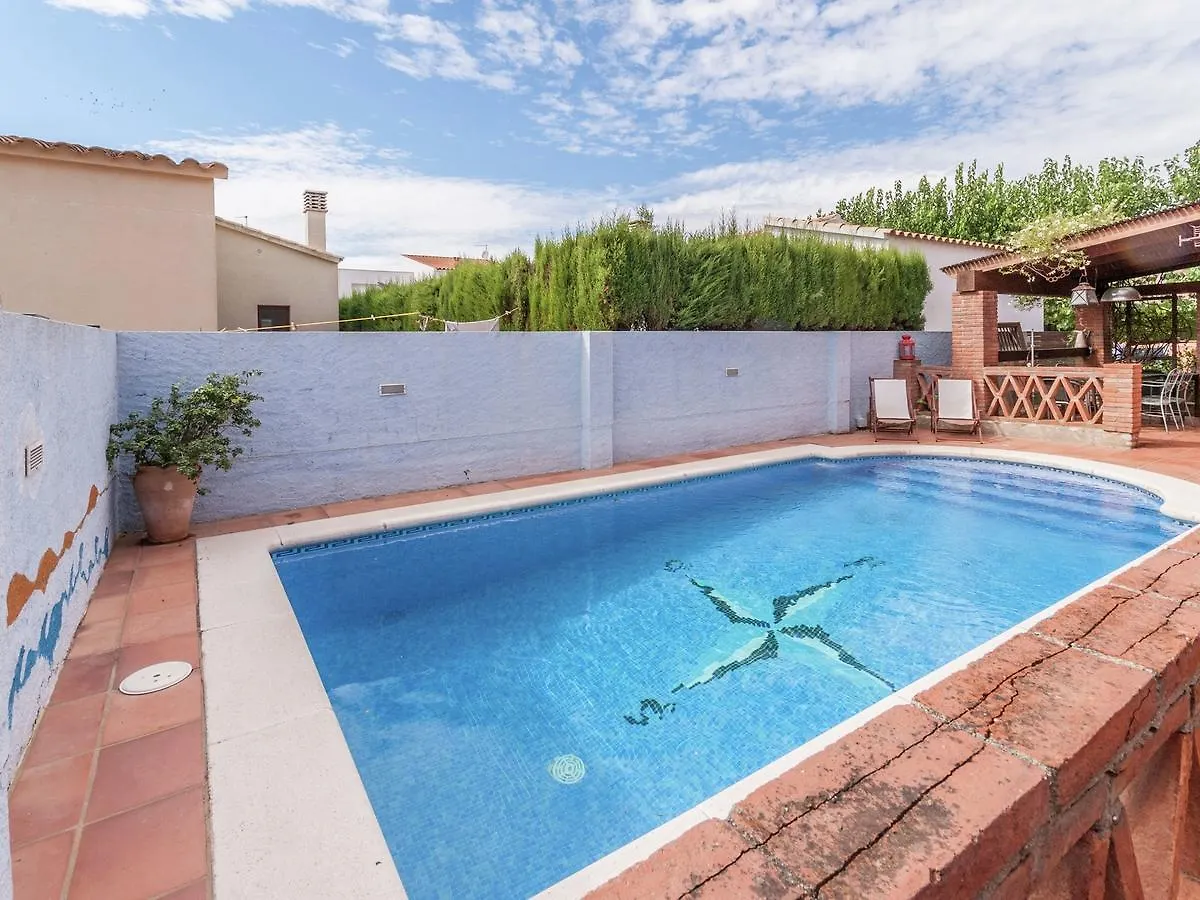 Belvilla By Oyo Marinada Sant Pere Pescador 0*,